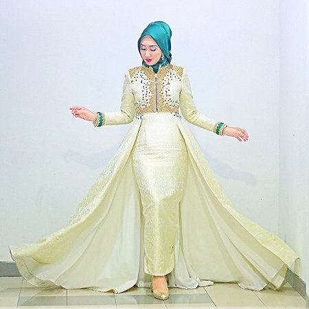 Model-Baju-Muslim-Pesta-Dian-Pelangi