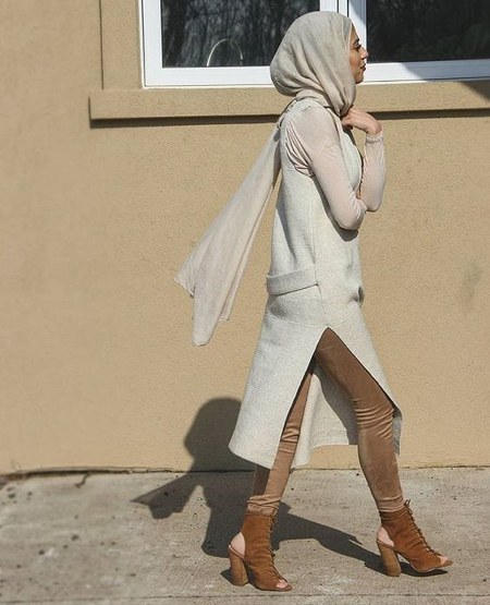 Dress Hijab dan Sepatu Boot (11)