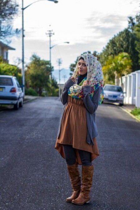 Dress Hijab dan Sepatu Boot (4)